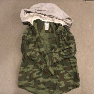 Boy’s Carter’s Hooded Shirt (7)